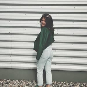 Meet your Posher, Jenna